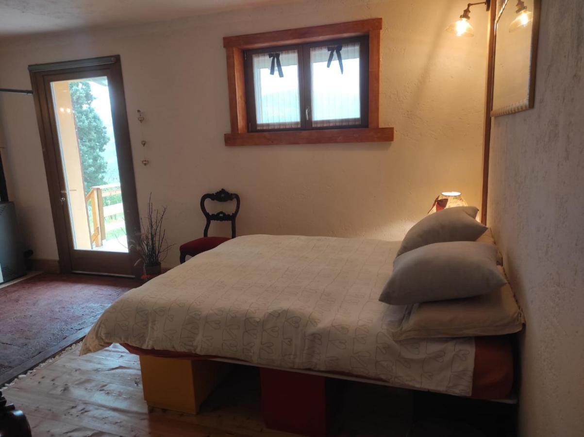 B&B Max & Lory Neviano degli Arduini Eksteriør billede